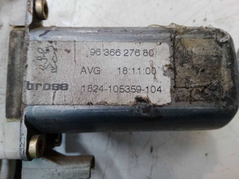 Recambio de elevalunas delantero derecho para peugeot 206 cc (2d) 2.0 s16 referencia OEM IAM   