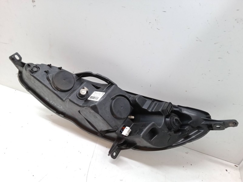 Recambio de faro derecho para peugeot 407 (6d_) 2.0 hdi 135 (6drhrh, 6drhre, 6drhrg, 6drhrj) referencia OEM IAM   