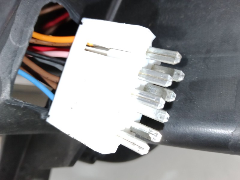 Recambio de faro derecho para peugeot 407 (6d_) 2.0 hdi 135 (6drhrh, 6drhre, 6drhrg, 6drhrj) referencia OEM IAM   