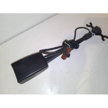 ANCLAJE CINTURON DELANTERO IZQUIERDO 