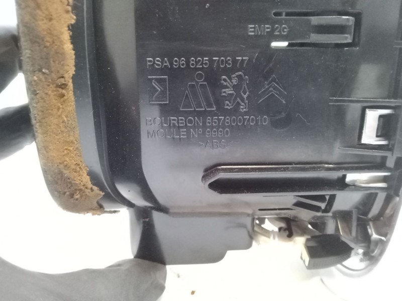 Recambio de aireador central derecho para citroën c3 picasso (sh_) 1.4 vti 95 referencia OEM IAM   