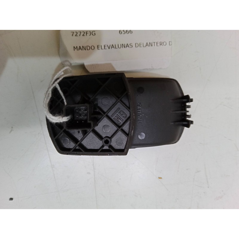 Recambio de mando elevalunas delantero derecho para opel corsa d (s07) 1.3 cdti (l08, l68) referencia OEM IAM   