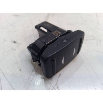 MANDO ELEVALUNAS DELANTERO DERECHO 6M2T 14529 AD 