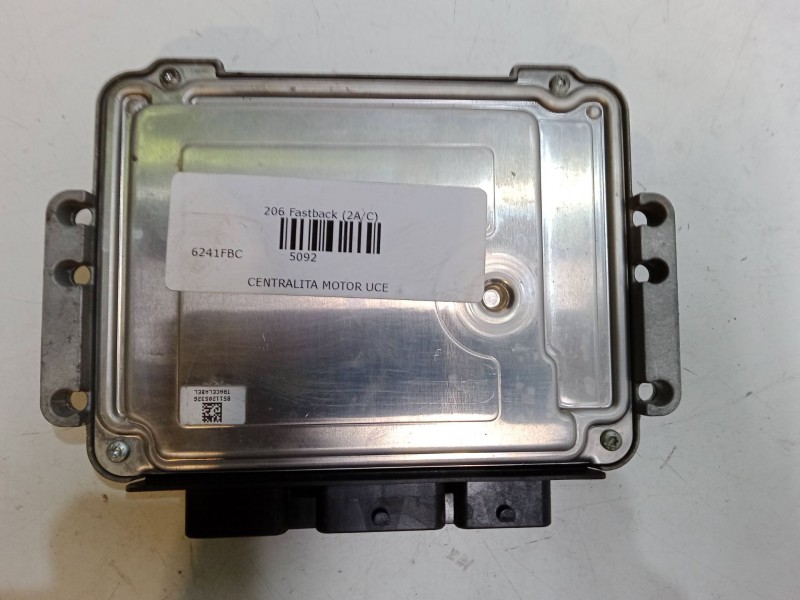Recambio de centralita motor uce para peugeot 206 hatchback (2a/c) 1.4 hdi eco 70 referencia OEM IAM 9659341880 EDC16C34 0281012