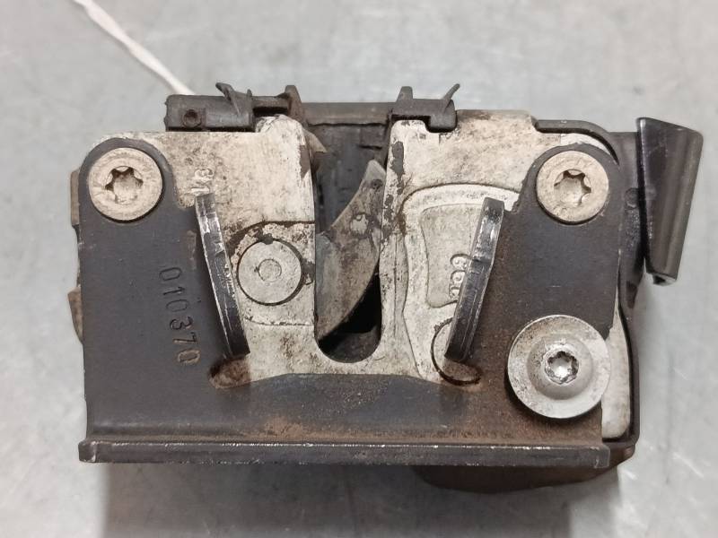 CERRADURA MALETERO / PORTON 