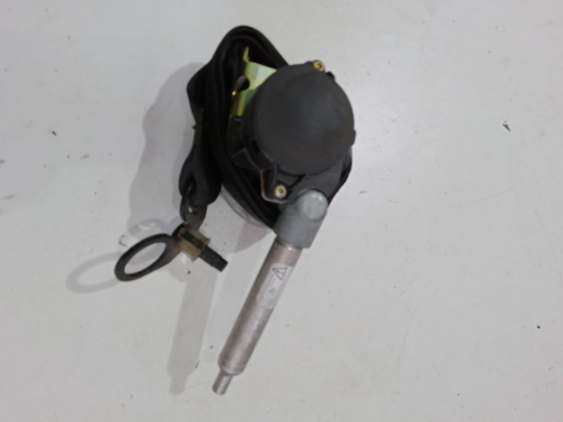 Recambio de cinturon con pretensor delantero derecho para mercedes-benz clase a (w168) a 160 cdi (168.007) referencia OEM IAM    Recambio de cinturon con pretensor delantero derecho para mercedes-benz clase a (w168) a 160 cdi (168.007) referencia OEM IAM