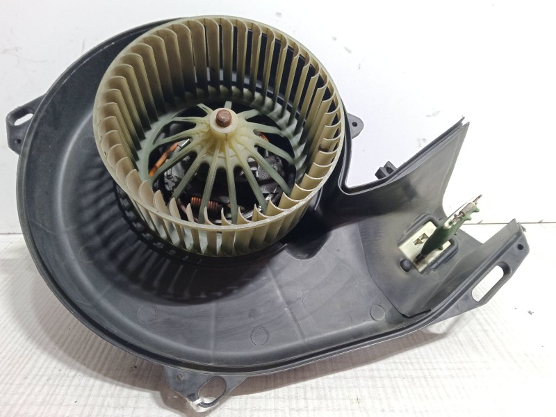 Recambio de motor calefaccion para opel meriva a monospace (x03) 1.4 16v twinport (e75) referencia OEM IAM   