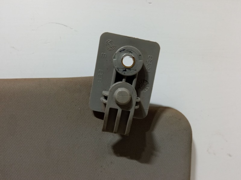 Recambio de parasol derecho para lancia lybra (839_) 1.9 jtd (839.axi1a, 839.axn1a, 839.cxl1a) referencia OEM IAM   