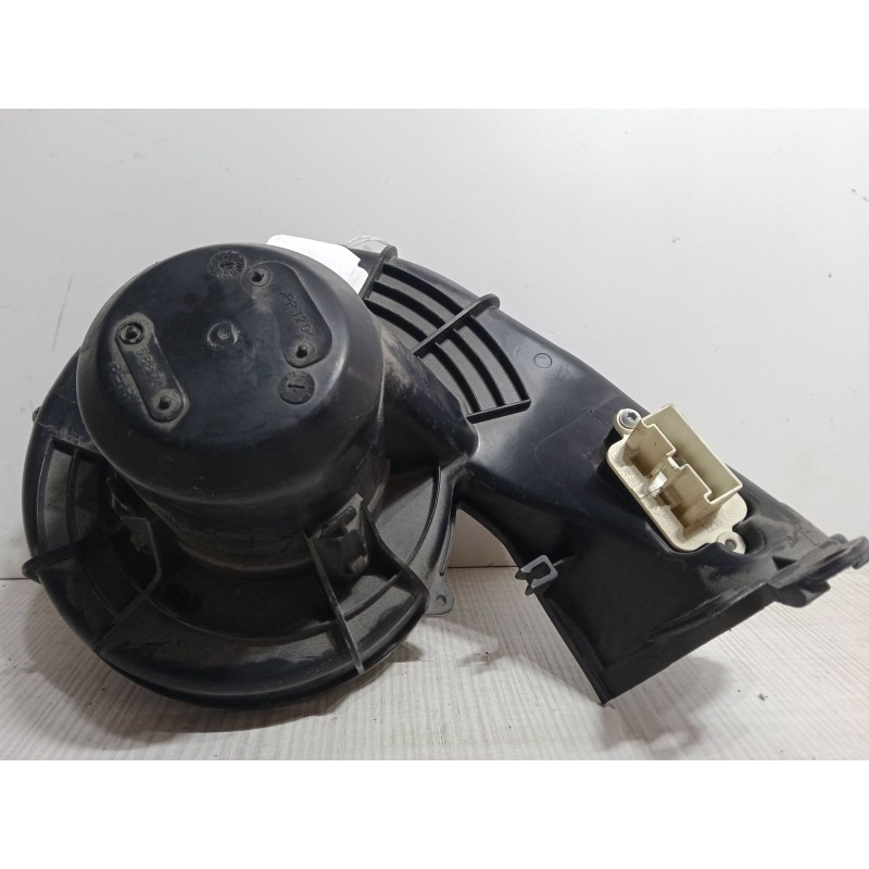 Recambio de motor calefaccion para opel meriva a monospace (x03) 1.4 16v twinport (e75) referencia OEM IAM   