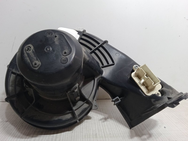 Recambio de motor calefaccion para opel meriva a monospace (x03) 1.4 16v twinport (e75) referencia OEM IAM   