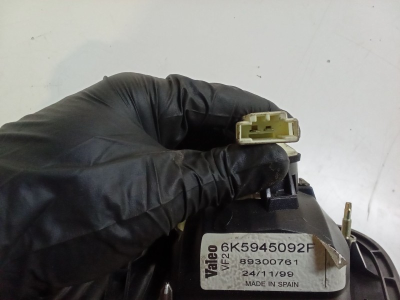 Recambio de piloto trasero porton derecho para hyundai terracan (hp) 2.9 crdi 4wd referencia OEM IAM   