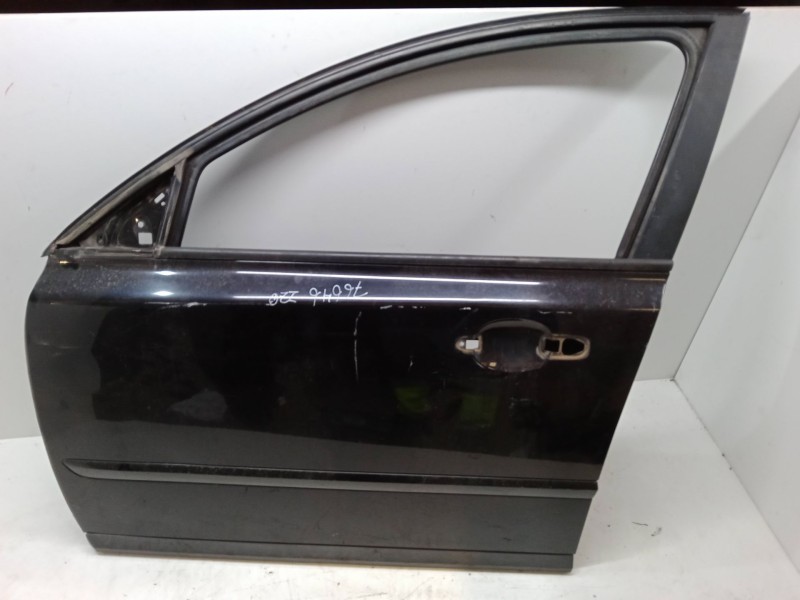 Recambio de puerta delantera izquierda para volvo s40 ii (544) 2.0 d referencia OEM IAM    Recambio de puerta delantera izquierda para volvo s40 ii (544) 2.0 d referencia OEM IAM