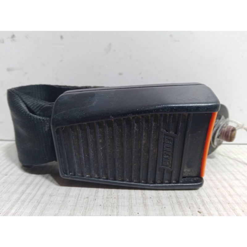 Recambio de anclaje cinturon trasero izquierdo para fiat cinquecento (170_) 0.9 i.e. s (170af, 170cf) referencia OEM IAM 22H5347