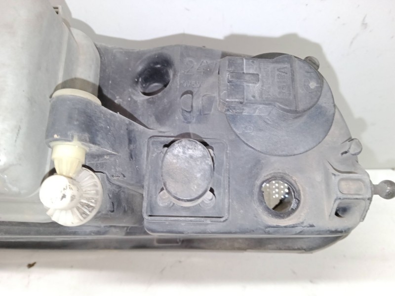 Recambio de faro derecho para fiat marea weekend (185_) 1.8 115 16v referencia OEM IAM   