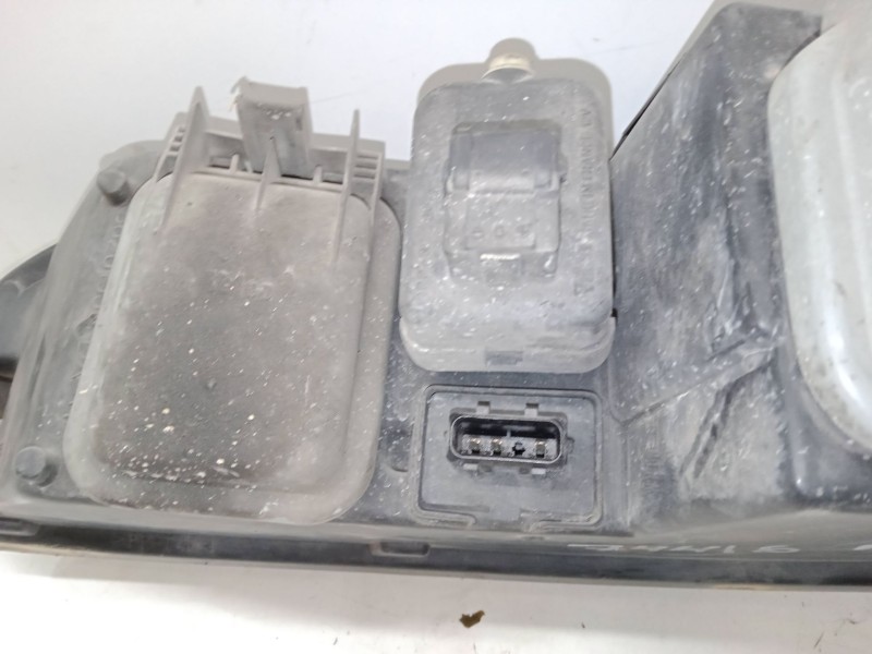 Recambio de faro derecho para fiat marea weekend (185_) 1.8 115 16v referencia OEM IAM   