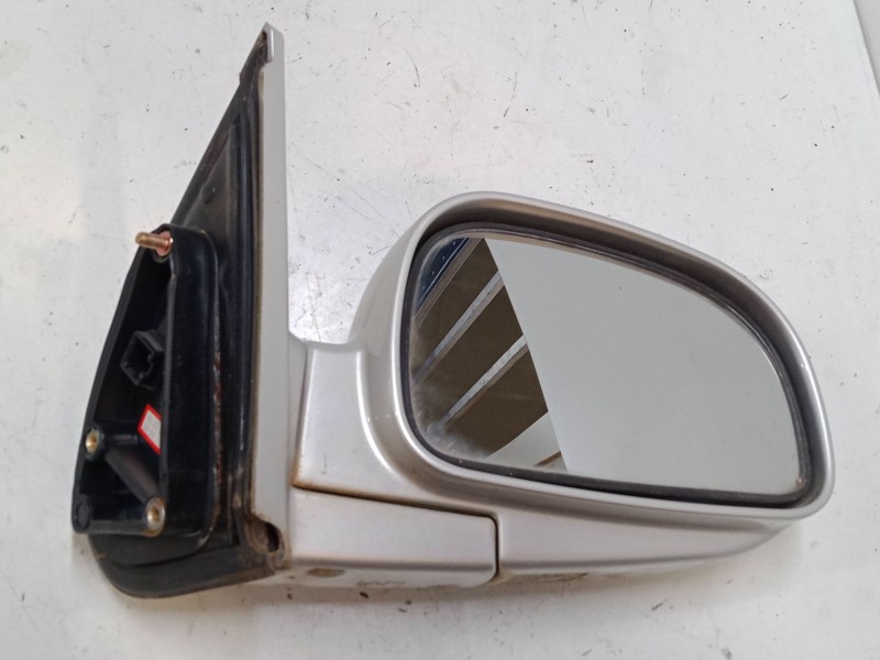 Recambio de retrovisor electrico derecho para hyundai santa fé i (sm) 2.0 crdi referencia OEM IAM    Recambio de retrovisor electrico derecho para hyundai santa fé i (sm) 2.0 crdi referencia OEM IAM