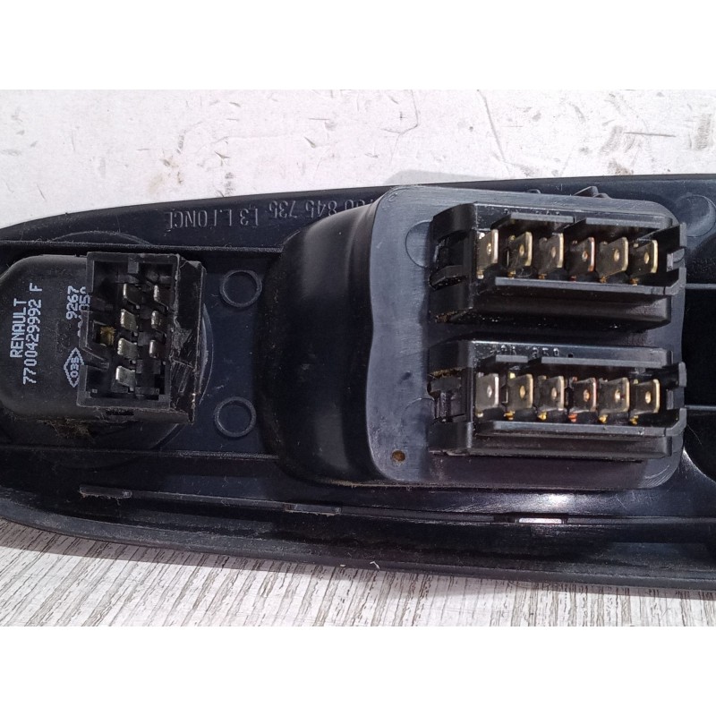 Recambio de mando elevalunas delantero izquierdo para renault clio ii (bb_, cb_) 1.4 (b/cb0c, b/cb0s) referencia OEM IAM   