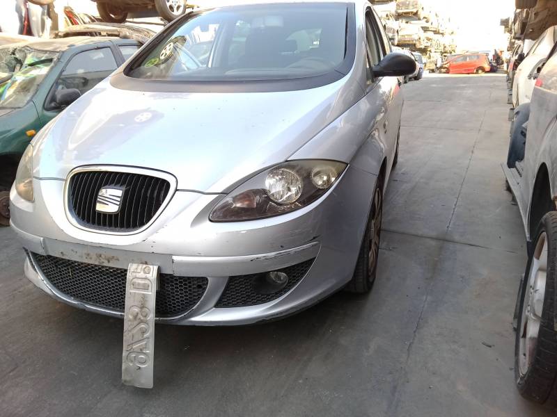 SEAT TOLEDO III (5P2)