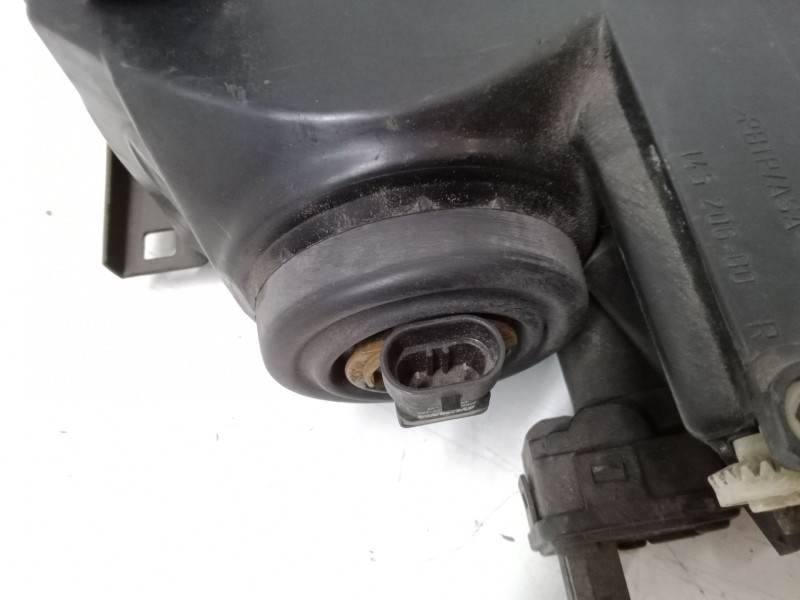 Recambio de faro derecho para bmw 3 compact (e36) 316 i referencia OEM IAM    Recambio de faro derecho para bmw 3 compact (e36) 316 i referencia OEM IAM