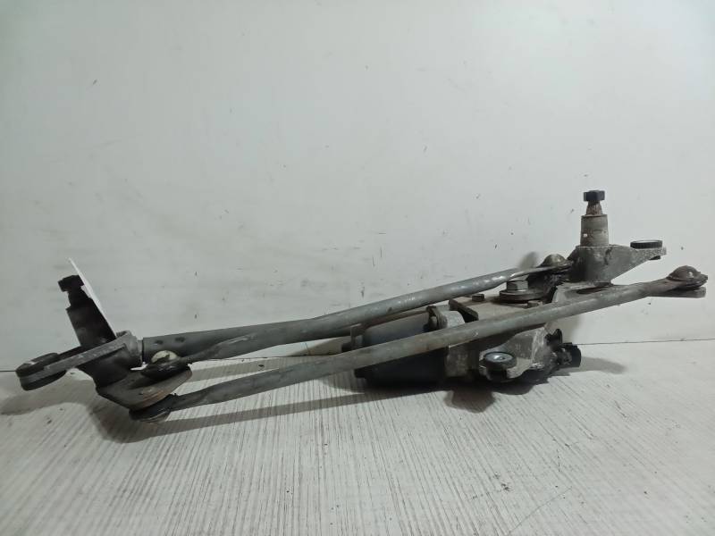 MOTOR LIMPIA DELANTERO 