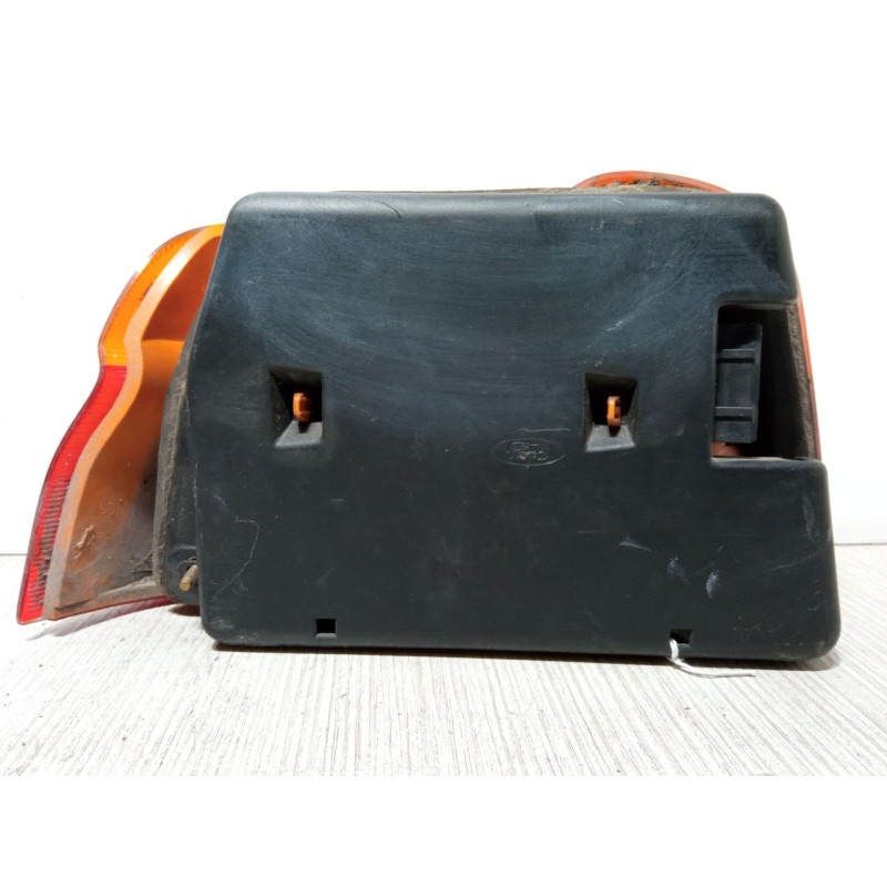 Recambio de piloto trasero derecho para ford orion iii (gal) 1.6 i 16v referencia OEM IAM   