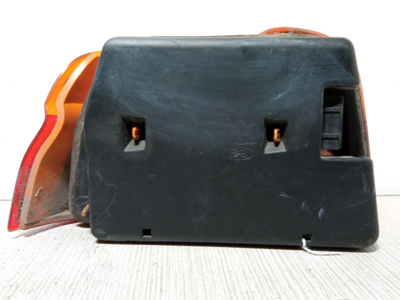 Recambio de piloto trasero derecho para ford orion iii (gal) 1.6 i 16v referencia OEM IAM   