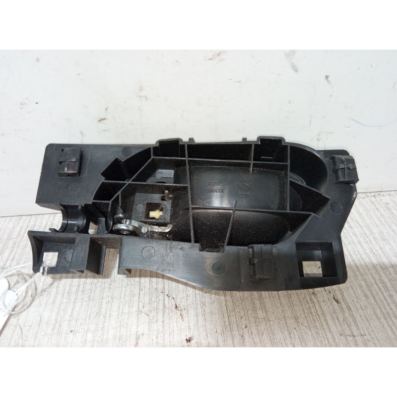 Recambio de maneta interior puerta delantera derecha para peugeot 207/207+ (wa_, wc_) 1.6 hdi referencia OEM IAM   