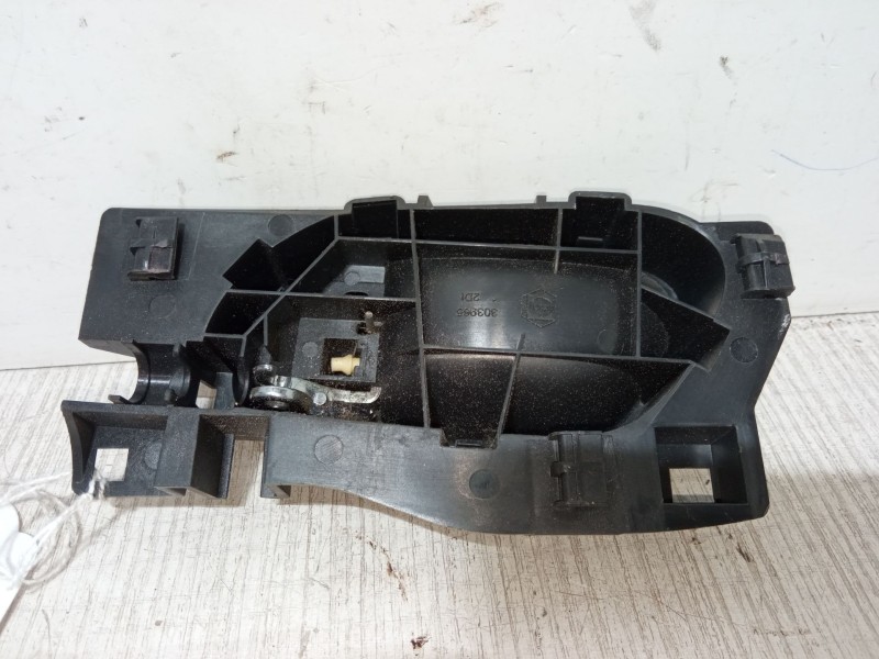 Recambio de maneta interior puerta delantera derecha para peugeot 207/207+ (wa_, wc_) 1.6 hdi referencia OEM IAM   
