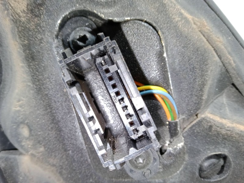 Recambio de retrovisor electrico izquierdo para renault clio ii (bb_, cb_) 1.4 (b/cb0c, b/cb0s) referencia OEM IAM   