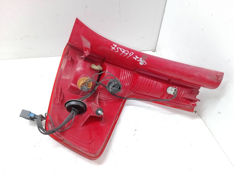 Recambio de piloto trasero izquierdo para citroën c4 ii (nc_) 1.6 hdi 90 referencia OEM IAM    Recambio de piloto trasero izquierdo para citroën c4 ii (nc_) 1.6 hdi 90 referencia OEM IAM