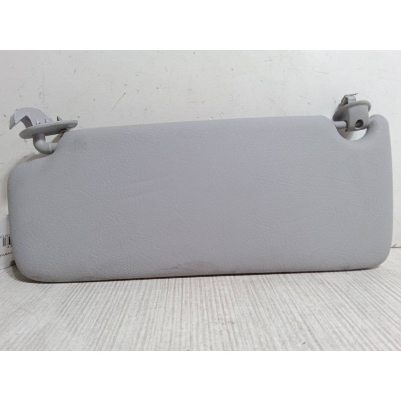 Recambio de parasol derecho para renault clio ii (bb_, cb_) 1.4 (b/cb0c, b/cb0s) referencia OEM IAM   