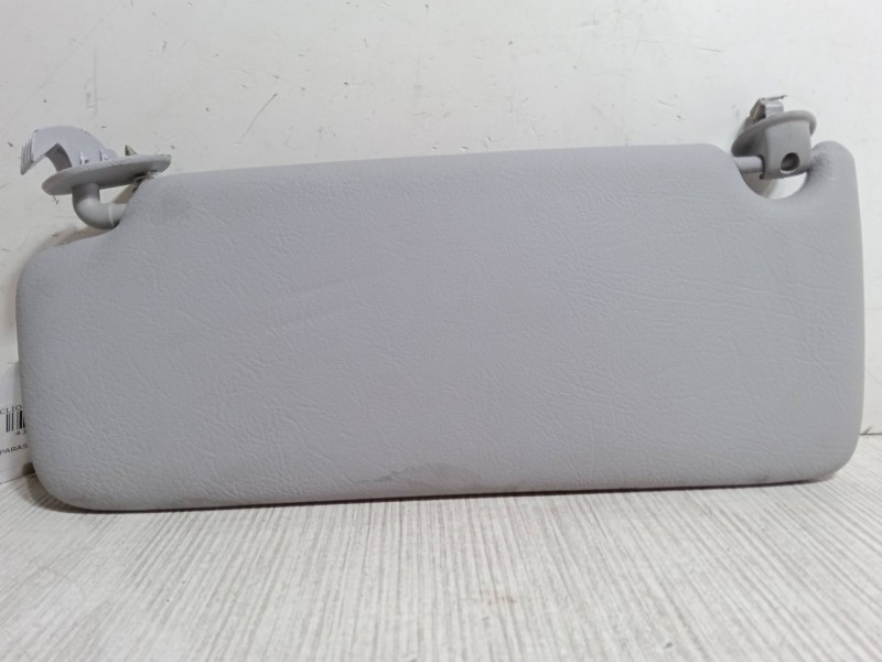 Recambio de parasol derecho para renault clio ii (bb_, cb_) 1.4 (b/cb0c, b/cb0s) referencia OEM IAM   