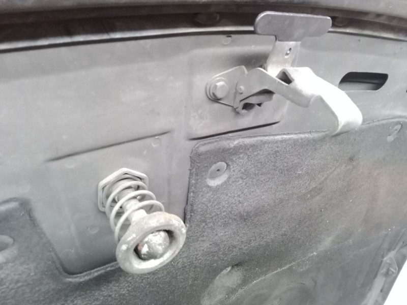 Recambio de capo para saab 9-3 (ys3d) 2.0 turbo referencia OEM IAM   