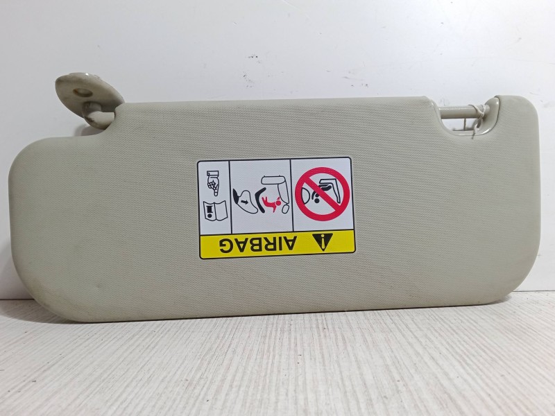 Recambio de parasol derecho para kia carens iv 1.6 gdi referencia OEM IAM    Recambio de parasol derecho para kia carens iv 1.6 gdi referencia OEM IAM