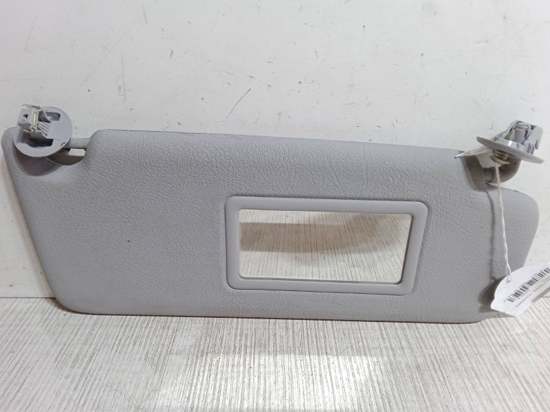 Recambio de parasol derecho para renault clio ii (bb_, cb_) 1.4 (b/cb0c, b/cb0s) referencia OEM IAM   