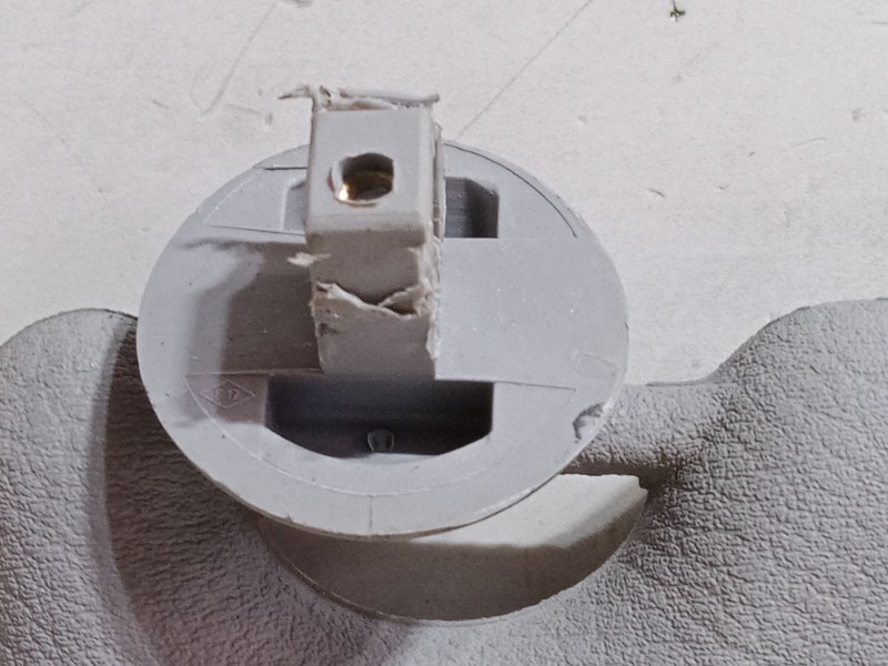 Recambio de parasol derecho para renault clio ii (bb_, cb_) 1.4 (b/cb0c, b/cb0s) referencia OEM IAM   