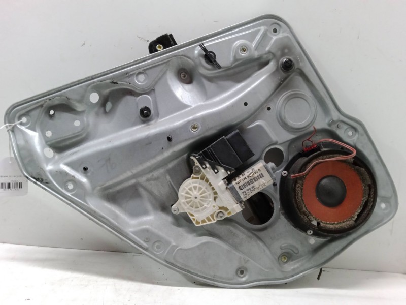 Recambio de elevalunas electrico trasero izquierdo para volkswagen golf iv (1j1) 1.9 tdi referencia OEM IAM   