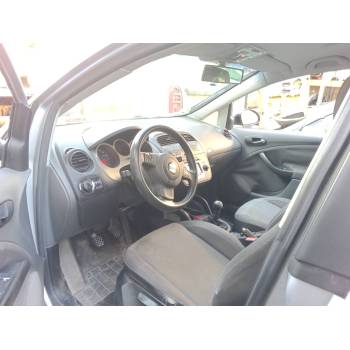 SEAT TOLEDO III (5P2)