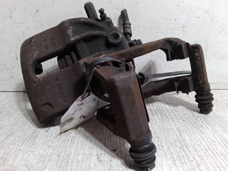 PINZA FRENO DELANTERA IZQUIERDA 