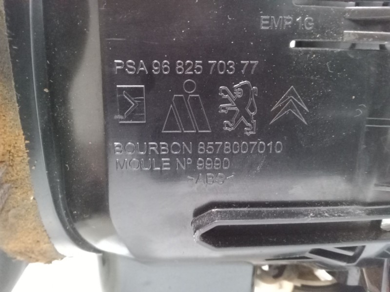 Recambio de aireador izquierdo para citroën c3 picasso (sh_) 1.4 vti 95 referencia OEM IAM    Recambio de aireador izquierdo para citroën c3 picasso (sh_) 1.4 vti 95 referencia OEM IAM