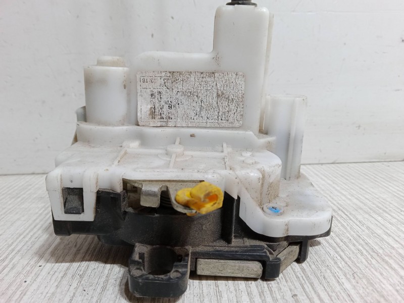 Recambio de cerradura puerta trasera izquierda para fiat panda / panda classic (169_) 1.1 (169.axa1a) referencia OEM IAM   