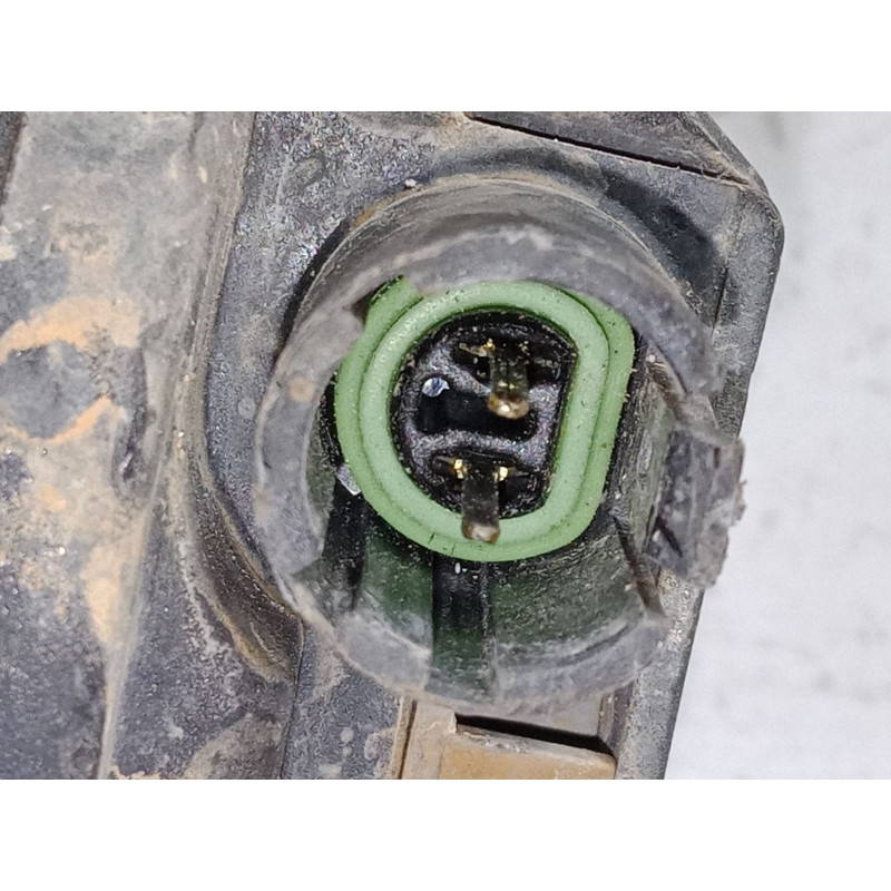 Recambio de faro antiniebla izquierdo para renault clio ii (bb_, cb_) 1.4 (b/cb0c, b/cb0s) referencia OEM IAM   