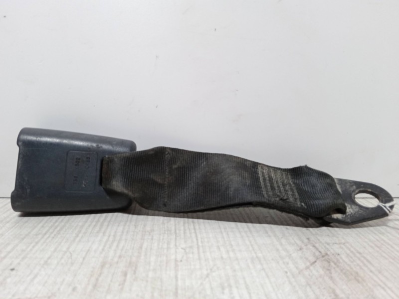 Recambio de anclaje cinturon trasero derecho para fiat bravo i (182_) 1.6 16v (182.ab) referencia OEM IAM   