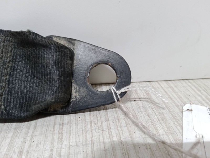 Recambio de anclaje cinturon trasero derecho para fiat bravo i (182_) 1.6 16v (182.ab) referencia OEM IAM   