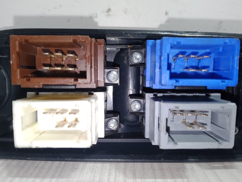 Recambio de mando elevalunas delantero izquierdo para renault laguna i (b56_, 556_) 2.0 referencia OEM IAM   