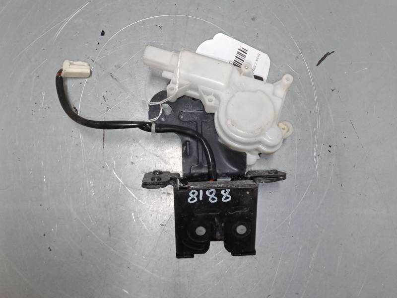 CERRADURA MALETERO / PORTON 
