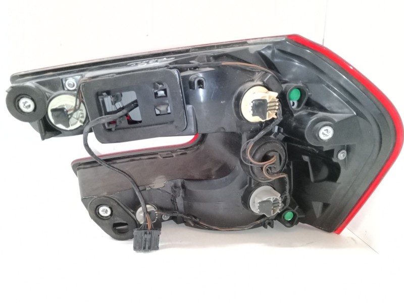 Recambio de piloto trasero izquierdo para peugeot 308 sw ii (lc_, lj_, lr_, lx_, l4_) 1.6 hdi / bluehdi 115 (lcbhxm, lcbhxt) ref