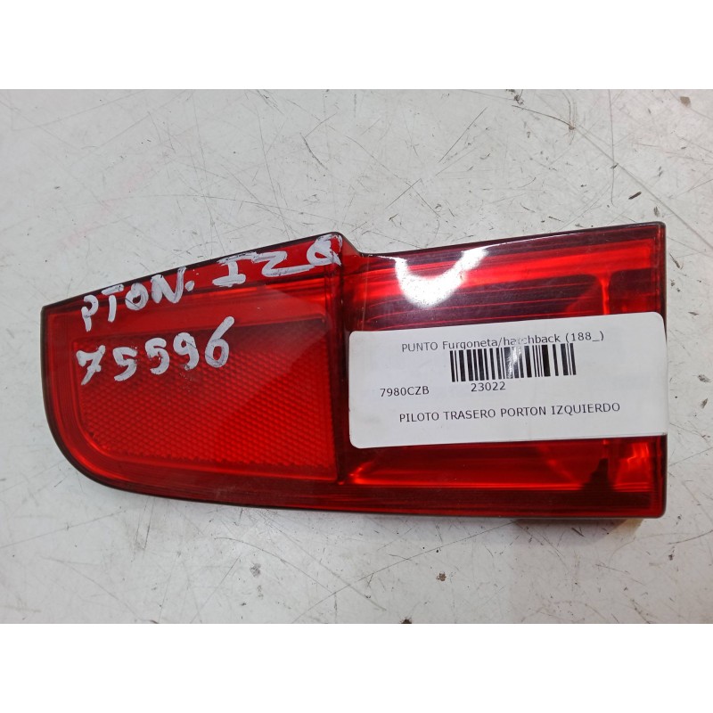 Recambio de piloto trasero porton izquierdo para fiat punto furgoneta/hatchback (188_) 1.3 jtd referencia OEM IAM   