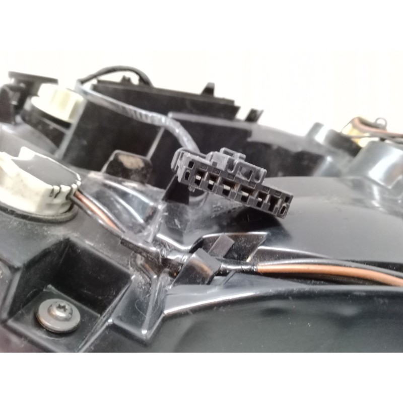 Recambio de piloto trasero izquierdo para peugeot 308 sw ii (lc_, lj_, lr_, lx_, l4_) 1.6 hdi / bluehdi 115 (lcbhxm, lcbhxt) ref