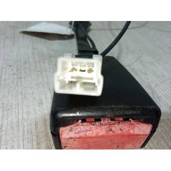 ANCLAJE CINTURON DELANTERO DERECHO 